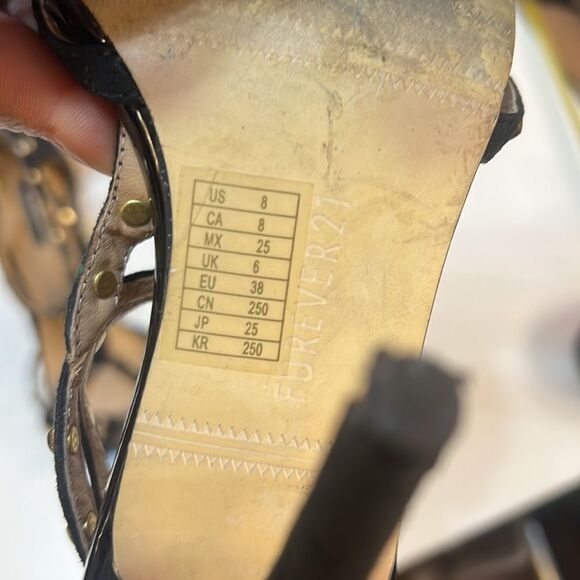 Forever 21 bundle women’s heels pumps size 8 - Picture 9 of 9